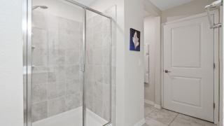 Beautiful Apartments 5 Minutes away from Disney! - 1