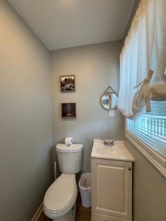 3BR Vacation Home Near UT & Downtown - 2