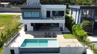 Casa com piscina e jacuzzi em condomínio em Itu - 8