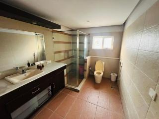 4-Bedroom luxury family House in F10 Islamabad - 2