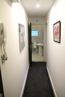 Central Cardiff One-Bed Comfortable Flat - 2