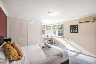 Affordable No-Frills Queen Ensuite Room in Pymble - 6
