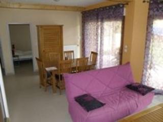 Gîte Confortable avec Terrasse et Jardin Clôturé - FR-1-611A-10 - 9