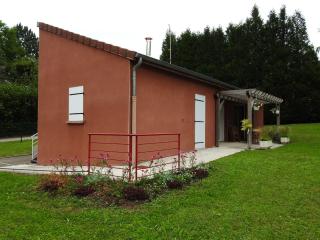 Séjour Confortable éco-responsable avec Jardin et Terrasse - FR-1-611A-4 - 2