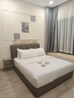 The Luxe Suite - 7