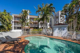 Burleigh Heads Aptmnt Beach Pool & Family Fun - 9