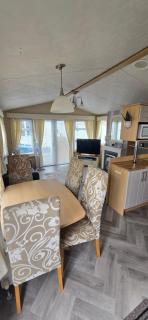 Pcj caravan hire - 1