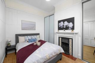 Elegant Double Room Lidcombe - Close to Transport & Shops - Shared Bathroom - 0