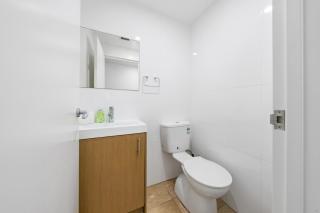 Vibrant 2BR Apt in the heart of city & Central - 1