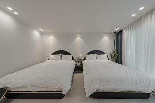 Moa stay 5minute from DDP Station - 8