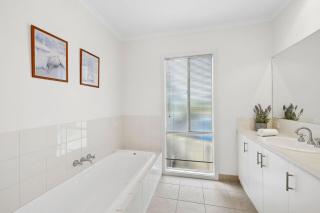 Bush and Beach Getaway - 1