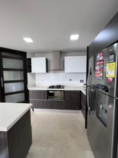 Huge Apartment for families at Poblado - 8