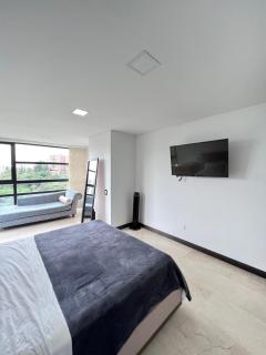 Huge Apartment for families at Poblado - Medellín - 4