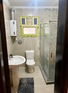 Modern Flat at Shiekh Zayed - 6
