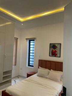 Luxury 5 bedroom standalone with PS5, WiFi, gym - 5