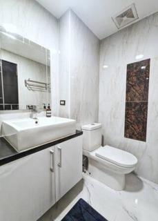 Now residence loop unit 1233 - 0