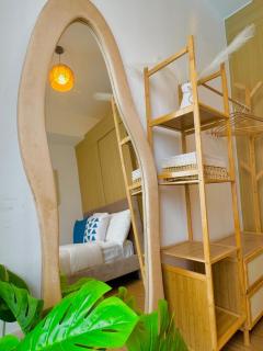 Celebrity Stays - 9