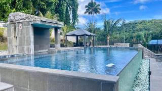 Ngermid Oasis-XL Studio With Kitchen & Scenic Views - 3