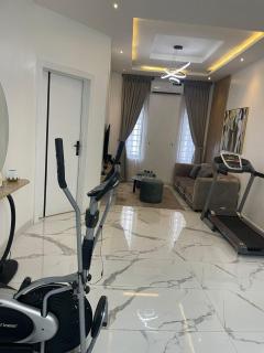 Luxury 5 bedroom standalone with PS5, WiFi, gym - 3