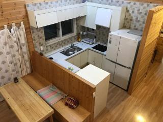 Yanggang, small library house in jeju - 3