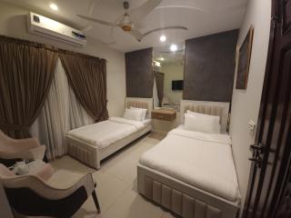 Aspire Lodge, G11 Islamabad - A Family Guest House & Hotel - 7