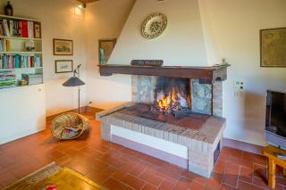 Hidden Villa Among Olive Trees In Tuscany - 2