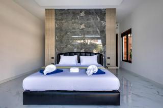 Palm Villa - Spacious 4 Bedrooms with Private Pool - 4