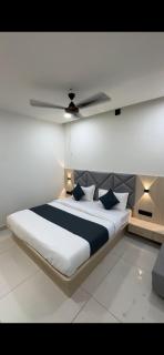 Hotel Sky Gold - 2