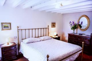 Sustainable Farmhouse In The Tuscan Countryside - 6