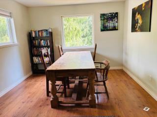 Pet friendly Family home in Shawnigan Lake - 6