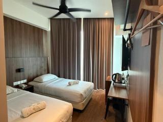 Rest And Comfort Boutique Hotel - 9