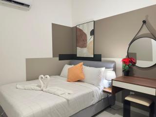 Private family suite 27171BR at KLCC - 4
