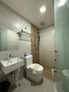 Rest And Comfort Boutique Hotel - 1