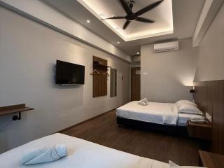 Rest And Comfort Boutique Hotel - 0
