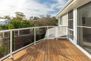 4 Harrow Drive - 2