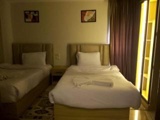 King Farouk pyramids view hotel - 3