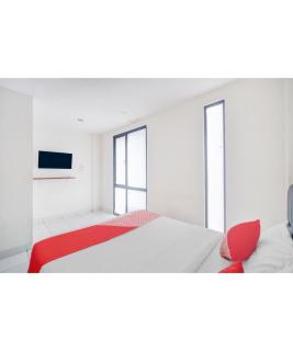 Hotel O J&B Smart Jatinegara - 1