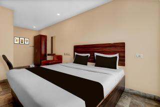 Hotel O Benz Circle Crossway Vijayawada Formerly Akshaya Elite - 1