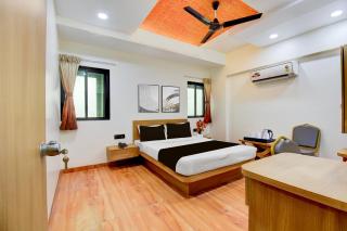 Super Townhouse Balewadi Stadium Pune Formerly Hotel Sarovar - 0