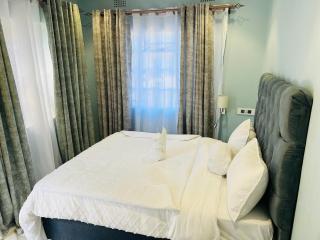 Ocean Breeze Inn - 1