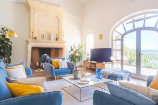 Provençal House With Pool Near Aix-En-Provence - 8
