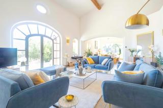 Provençal House With Pool Near Aix-En-Provence - 6