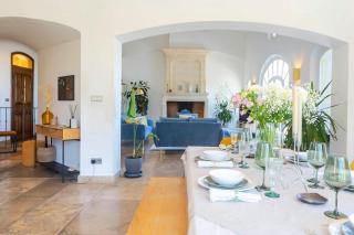 Provençal House With Pool Near Aix-En-Provence - 2