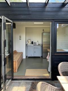 Bright Summer House With Sea View - 5