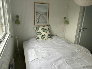 Bright Summer House With Sea View - 3