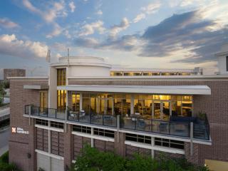 Hilton Garden Inn Charleston Waterfront/Downtown - 1
