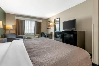 Quality Inn Mauston I-90 - 1