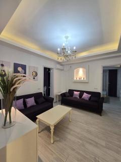 Very central apartment 3 minutes walk to central square, Kolkha Fountain - 3