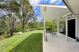 Lakeview Luxury Retreat - 7