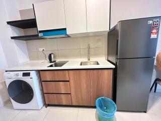 Private family service suite 2613A1BR at Majestic Residence - 5